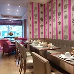 Hotel Massena 3*