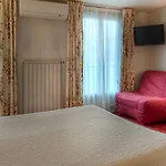 Hotel Massena Paris