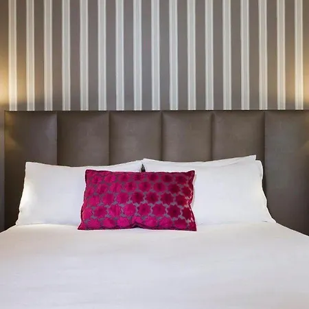 Massena 3* Paris